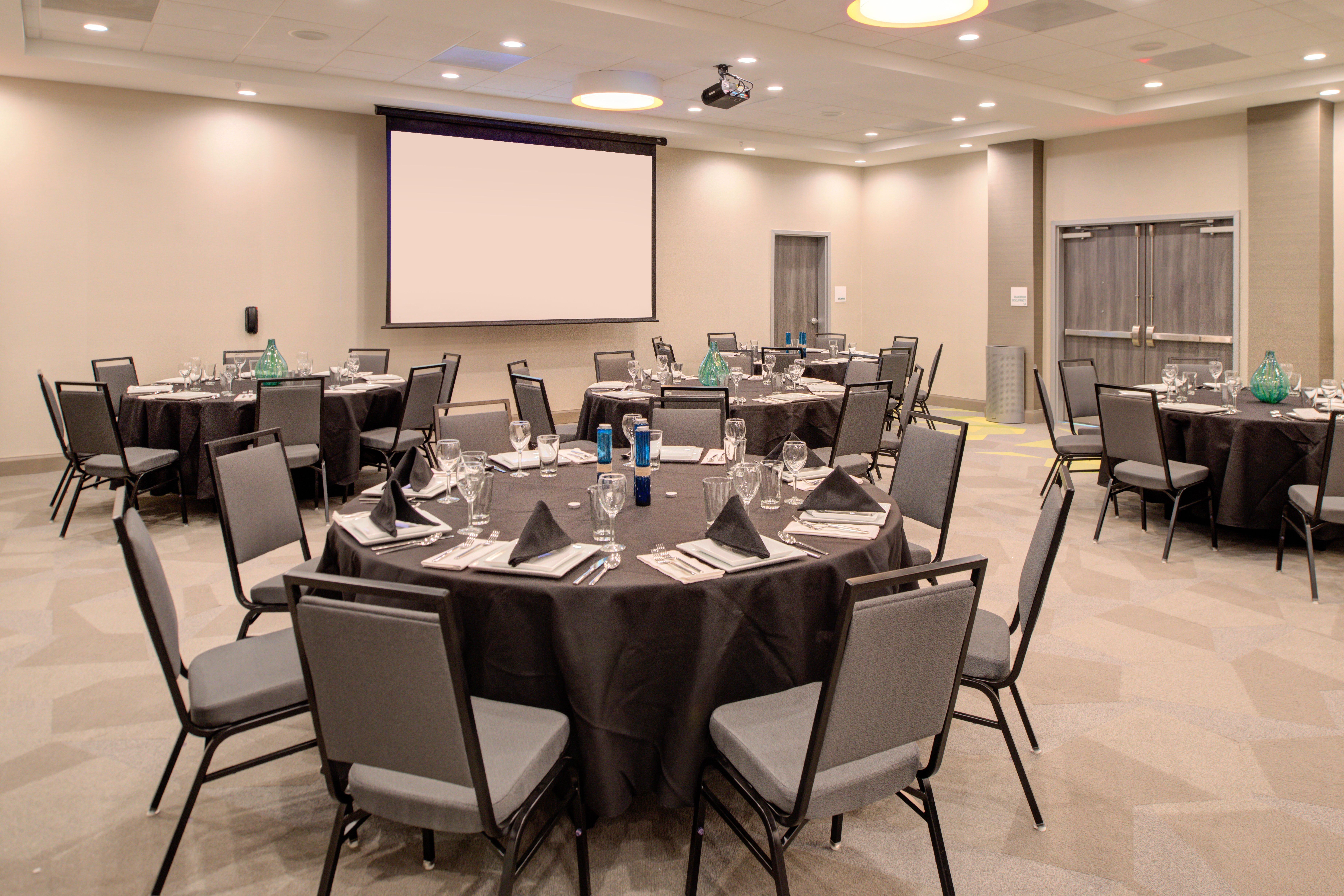 Holiday Inn Hotel & Suites - Houston West - Katy Mills By Ihg Exterior photo
